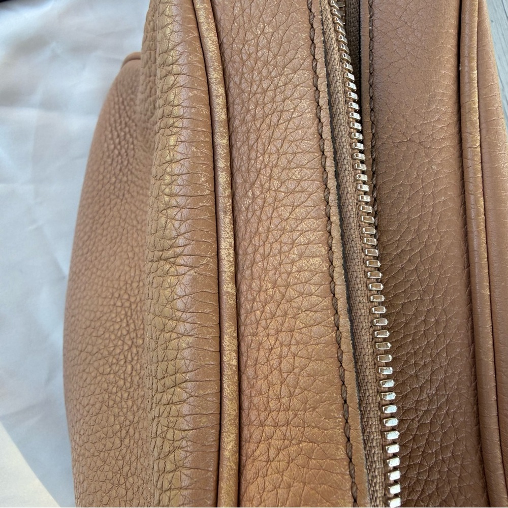 Authentic Gucci Soho Disco bag with pebble leather design (dust bag included) - Picture 15 of 17